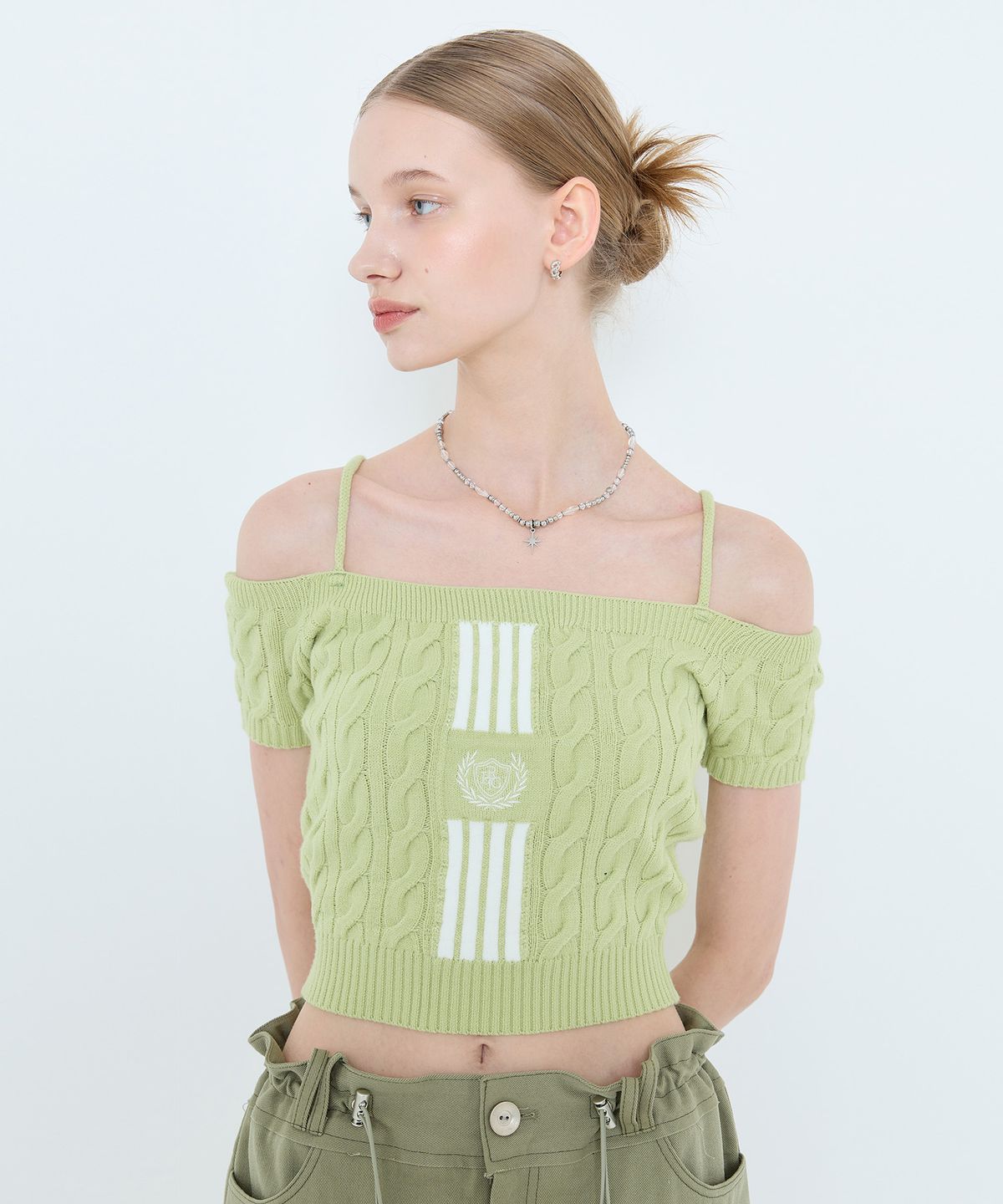 라티젠(LARTIGENT) L4 CABLE OFFSHOULDER KNIT(GREEN)