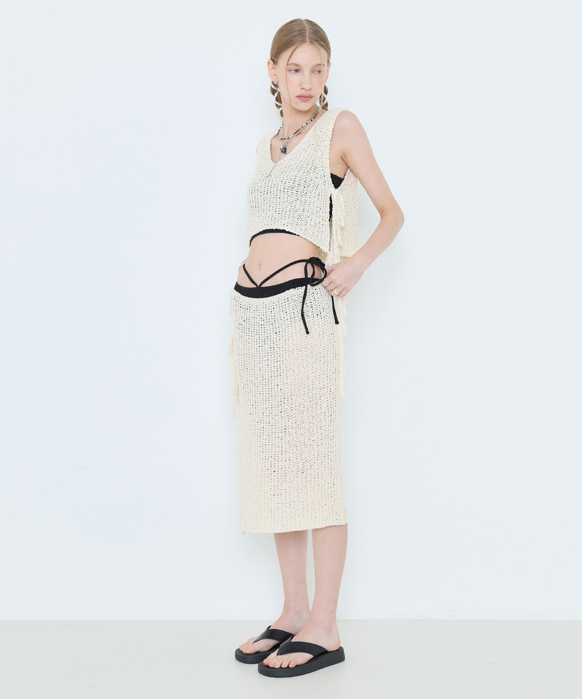 라티젠(LARTIGENT) L4 KNIT COVER UP SET(CREAM)