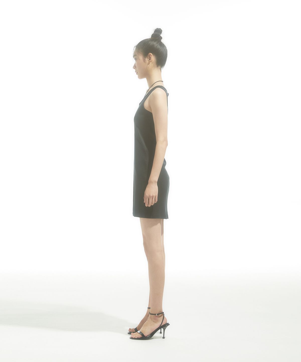 드레(DRAE) SCOOP-NECK JERSEY MINI DRESS_BLACK