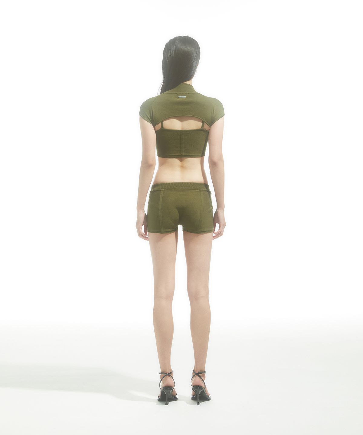 드레(DRAE) CORSET SEAMLESS KNIT TOP_KHAKI