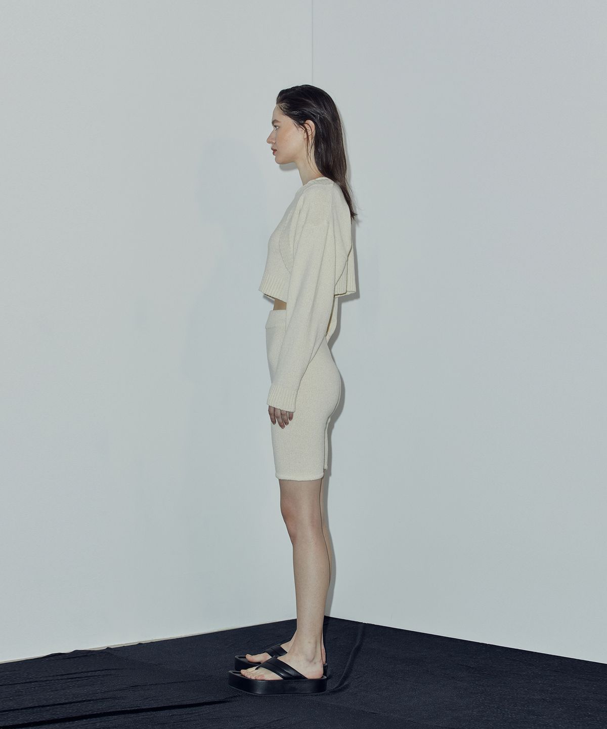 드레(DRAE) LOOP CROPPED CARDIGAN_IVORY