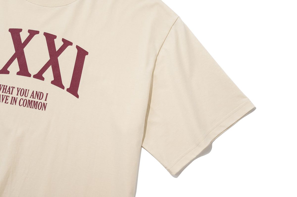 르씨(LXXI) ARCH LOGO T-SHIRT [CREAM BEIGE]