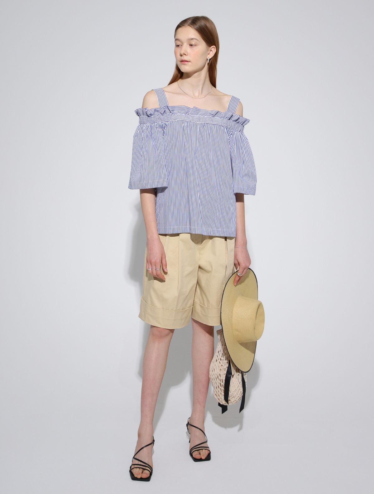 르이엘(LE YIEL) Stripe Off Shoulder Blouse_Blue 스트라이프 오프 숄더 블라우스_블루