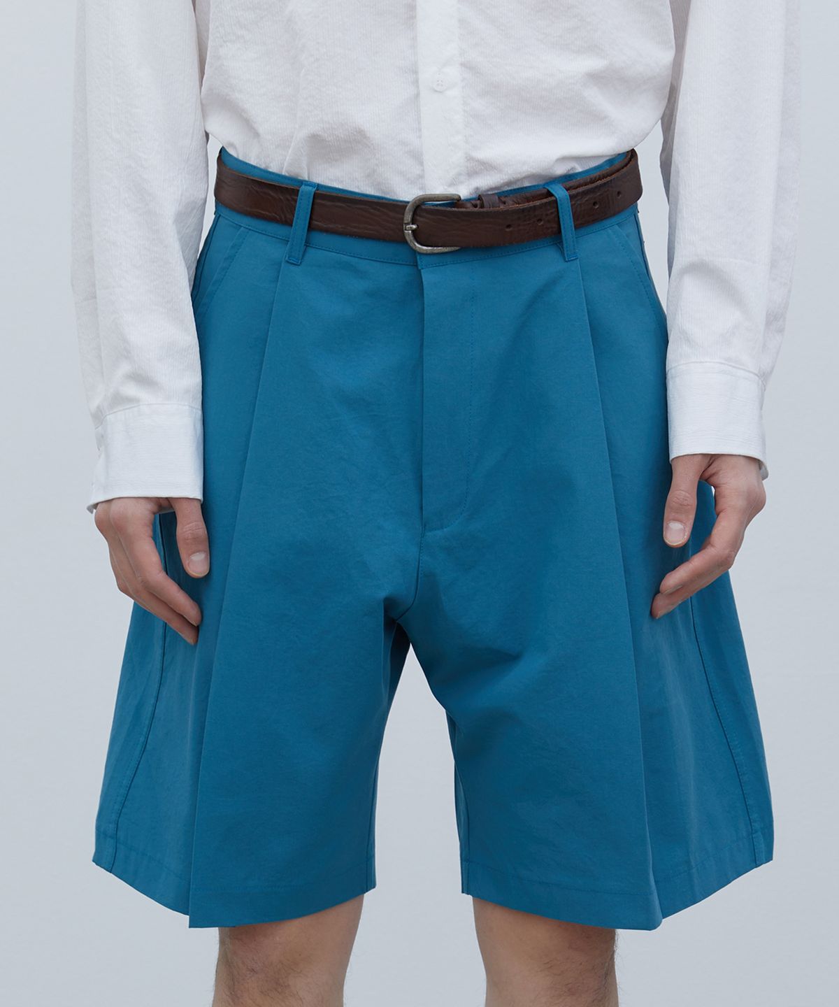 트립르센스(TRIP LE SENS) 워시드 코튼 원턱 버뮤다 팬츠 _Washed Brown