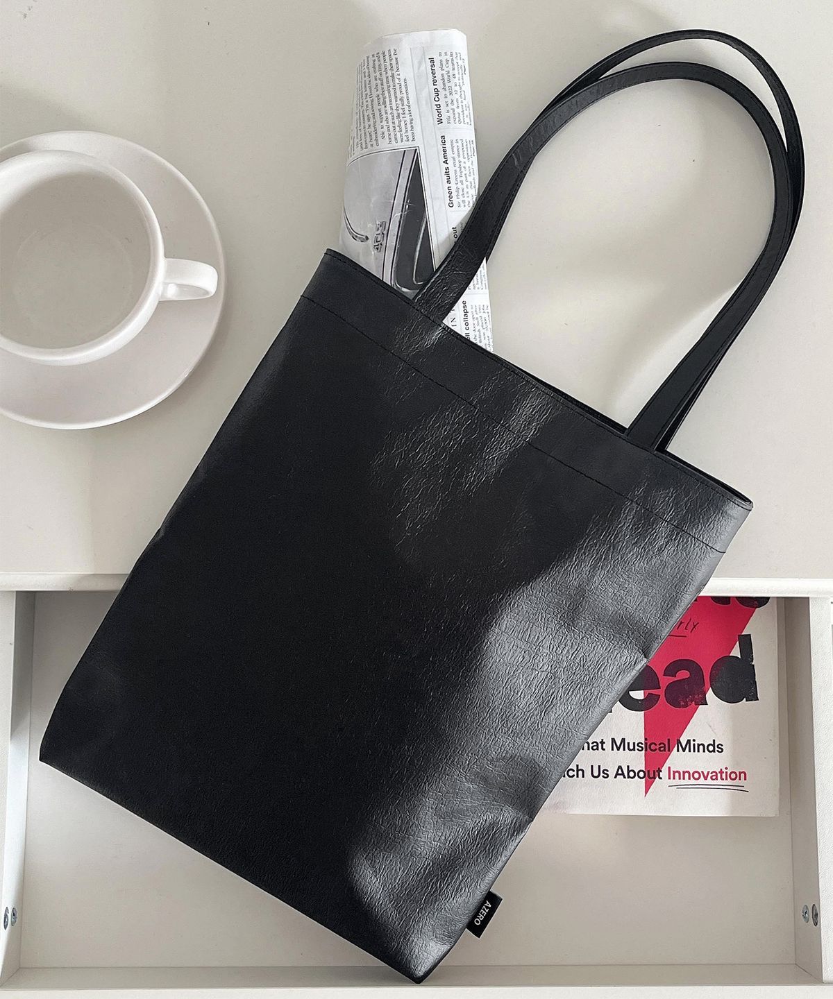 에이제로(AZERO) Shoulder Book Bag (Black)