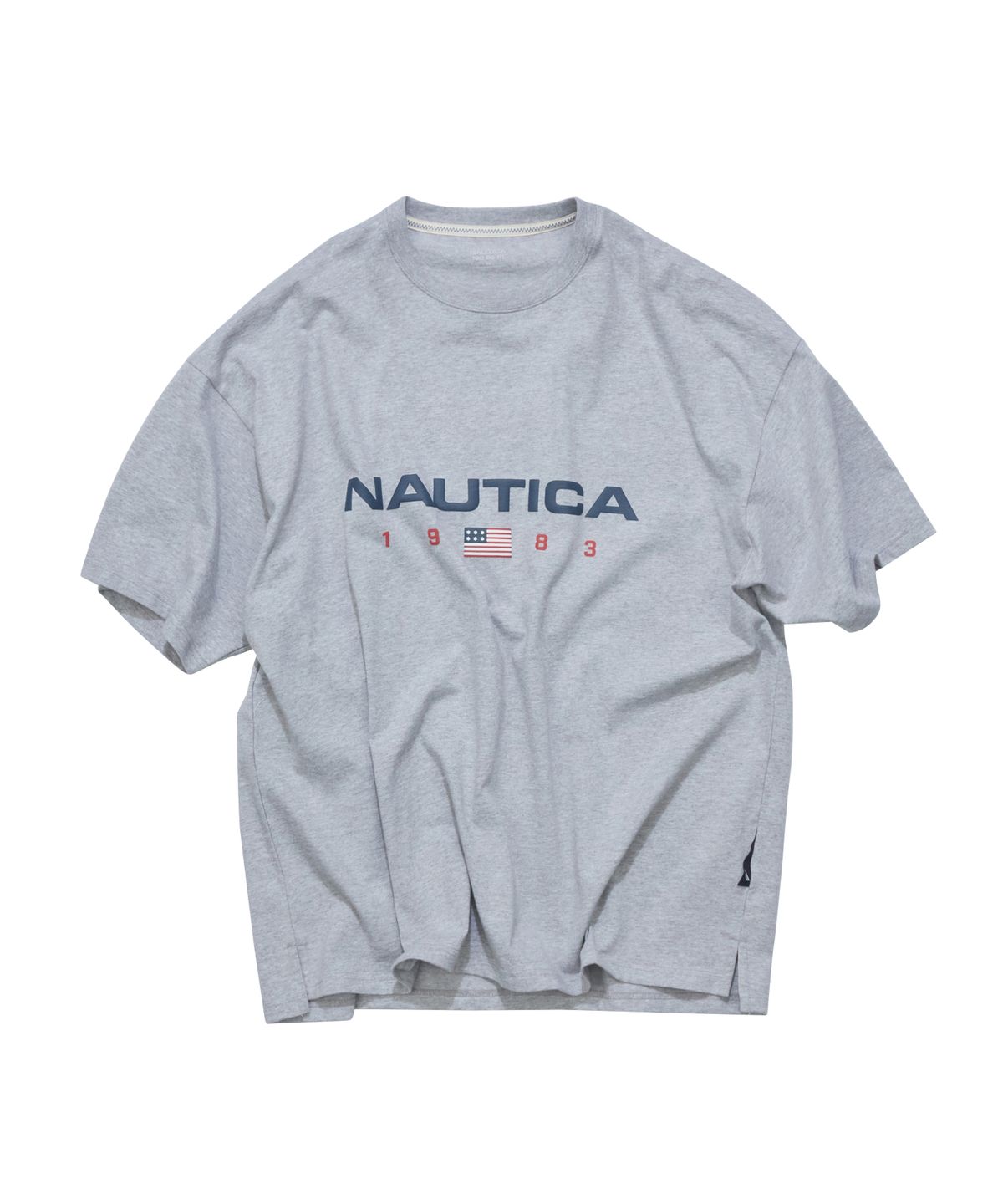 노티카(NAUTICA) 83플래그 로고 티셔츠(멜란지그레이) NTS4786MGZ