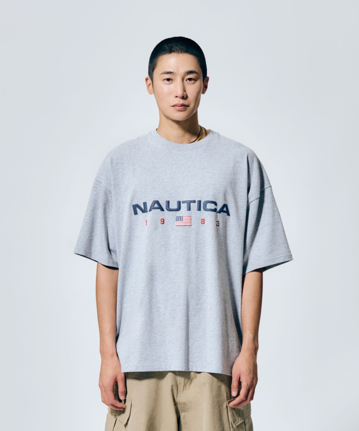 노티카(NAUTICA) 83플래그 로고 티셔츠(멜란지그레이) NTS4786MGZ