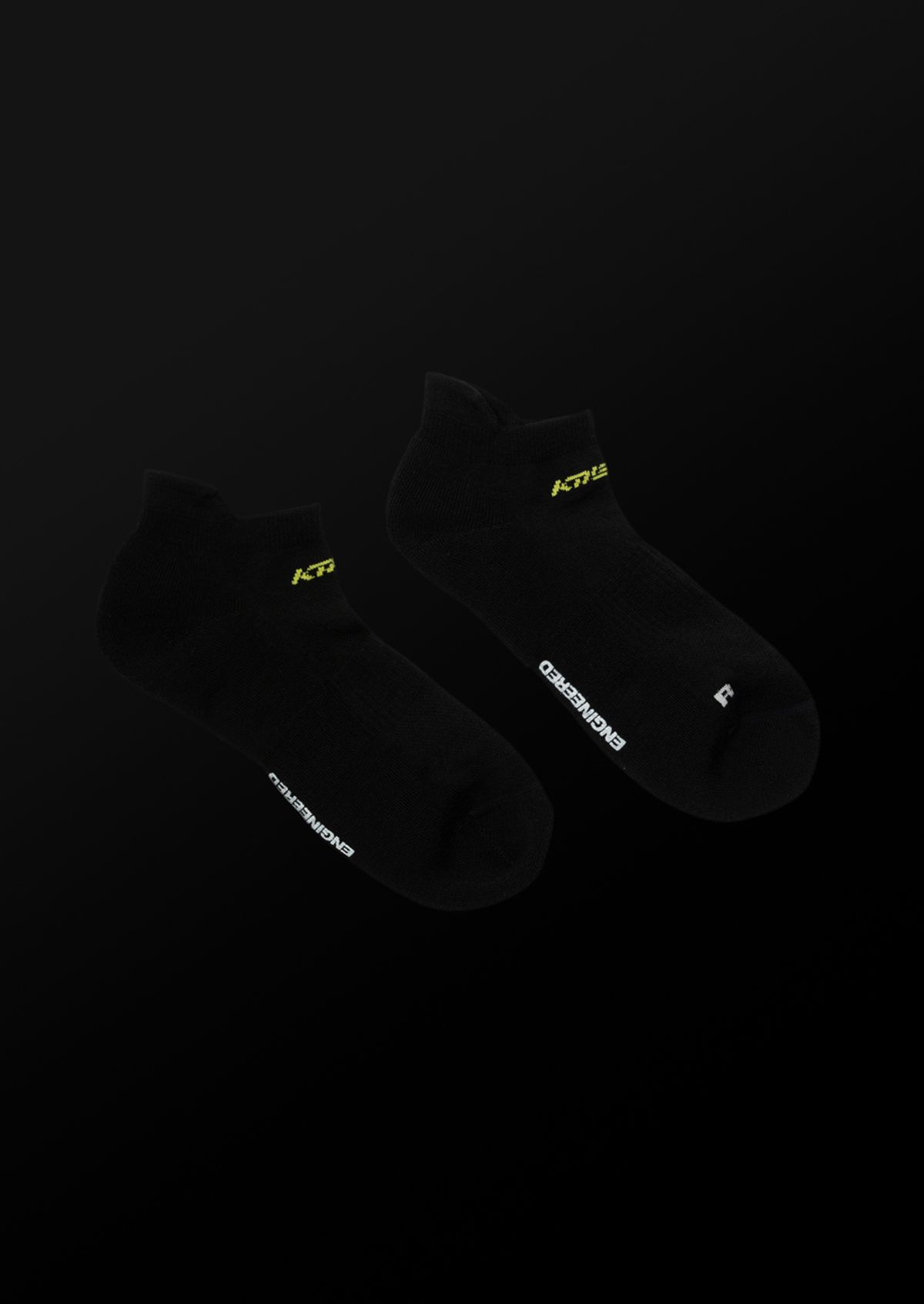 칼렉(KALEG) UNISEX ACTYON MERINO RUNNING SOCKS (ANKLE)_BLACK