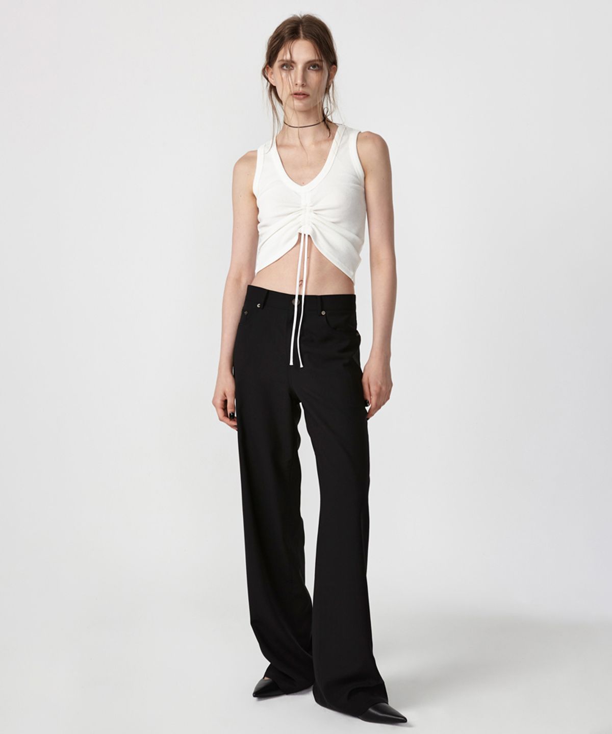 이안조(EAN JO) SHIRRING STRAP SLEEVELESS (WHITE)