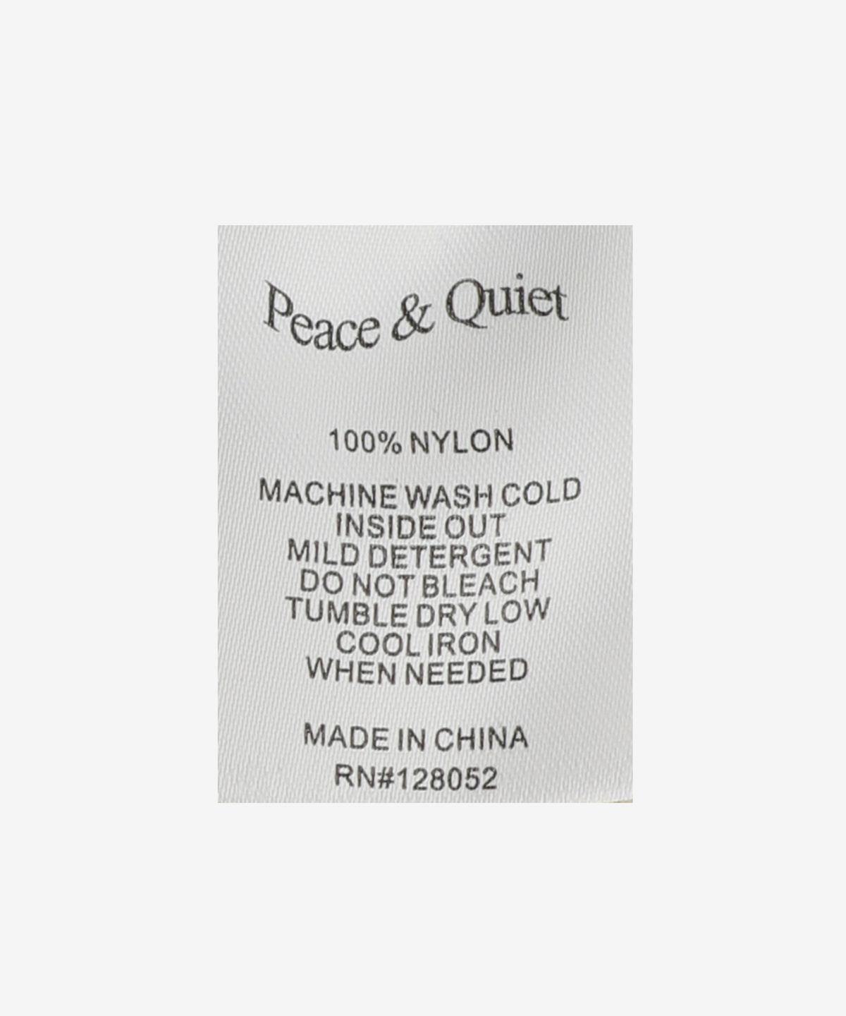 뮤지엄 오브 피스 앤 콰이엇(MUSEUM OF PEACE&QUIET) 워드마크 쇼츠 팬츠 - 네이비 / MOPQSS2319NAVY