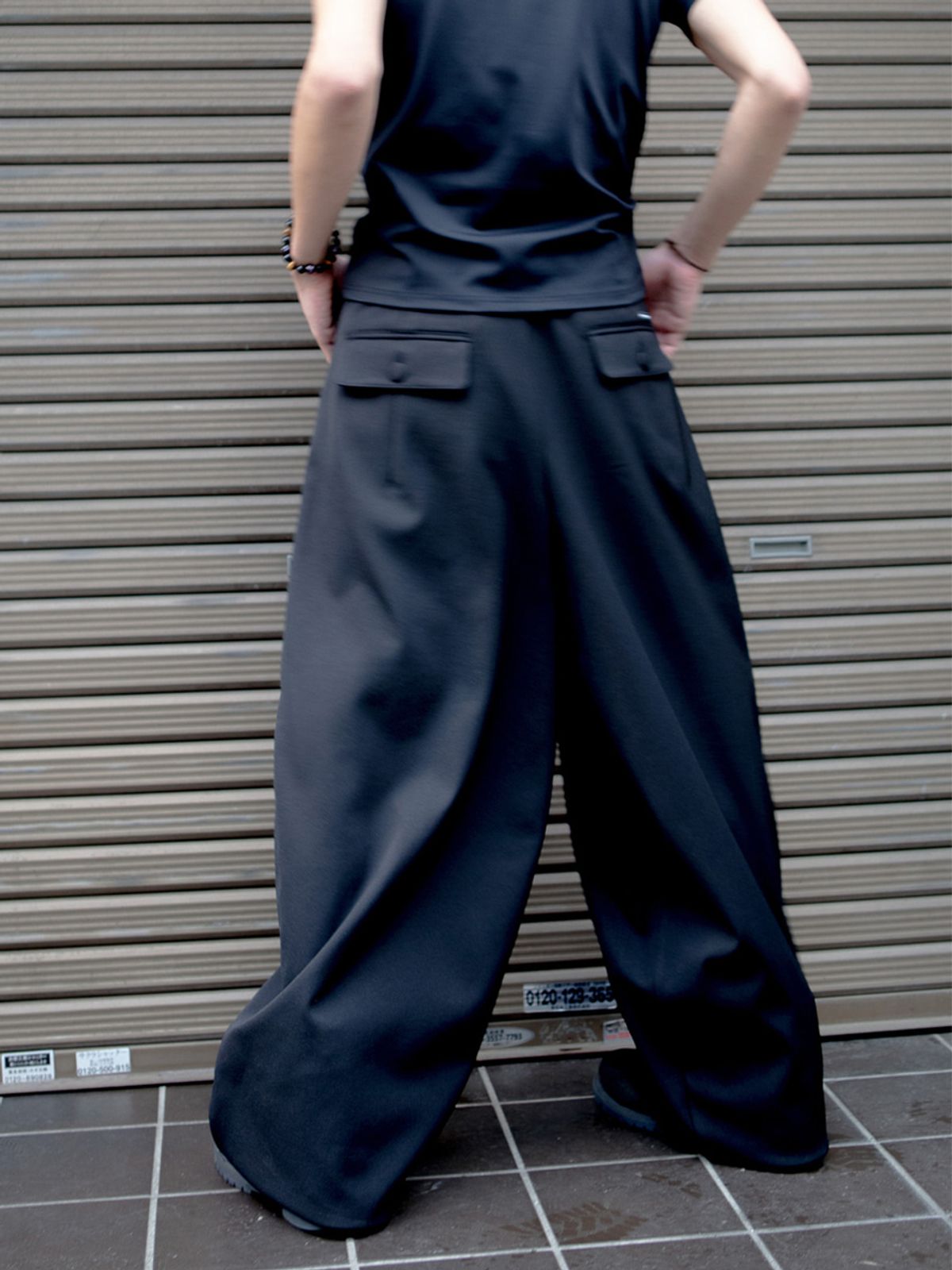 고저(GOZER) TWILL OVERSIZE PANTS