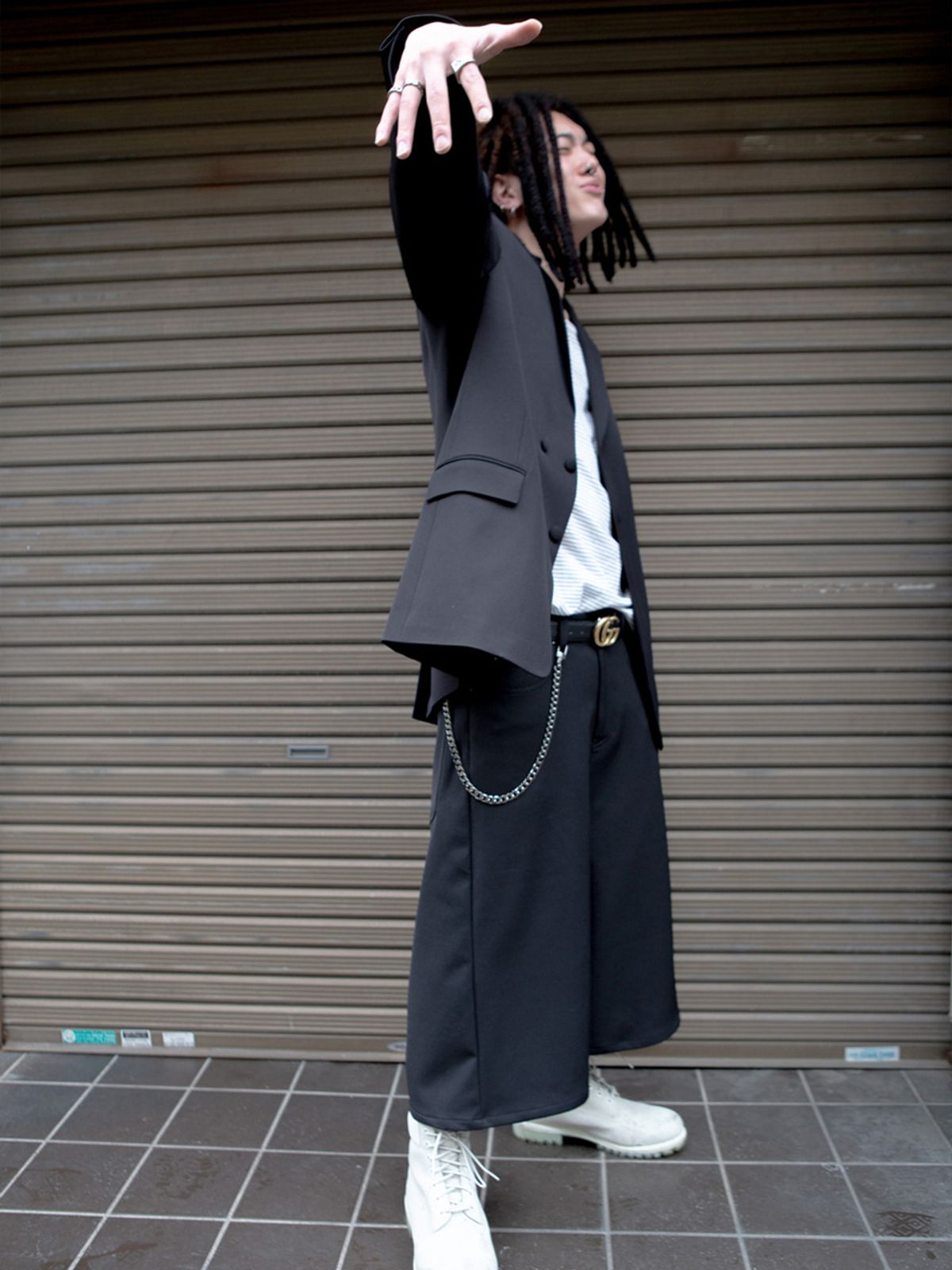 고저(GOZER) TWILL BERMUDA PANTS