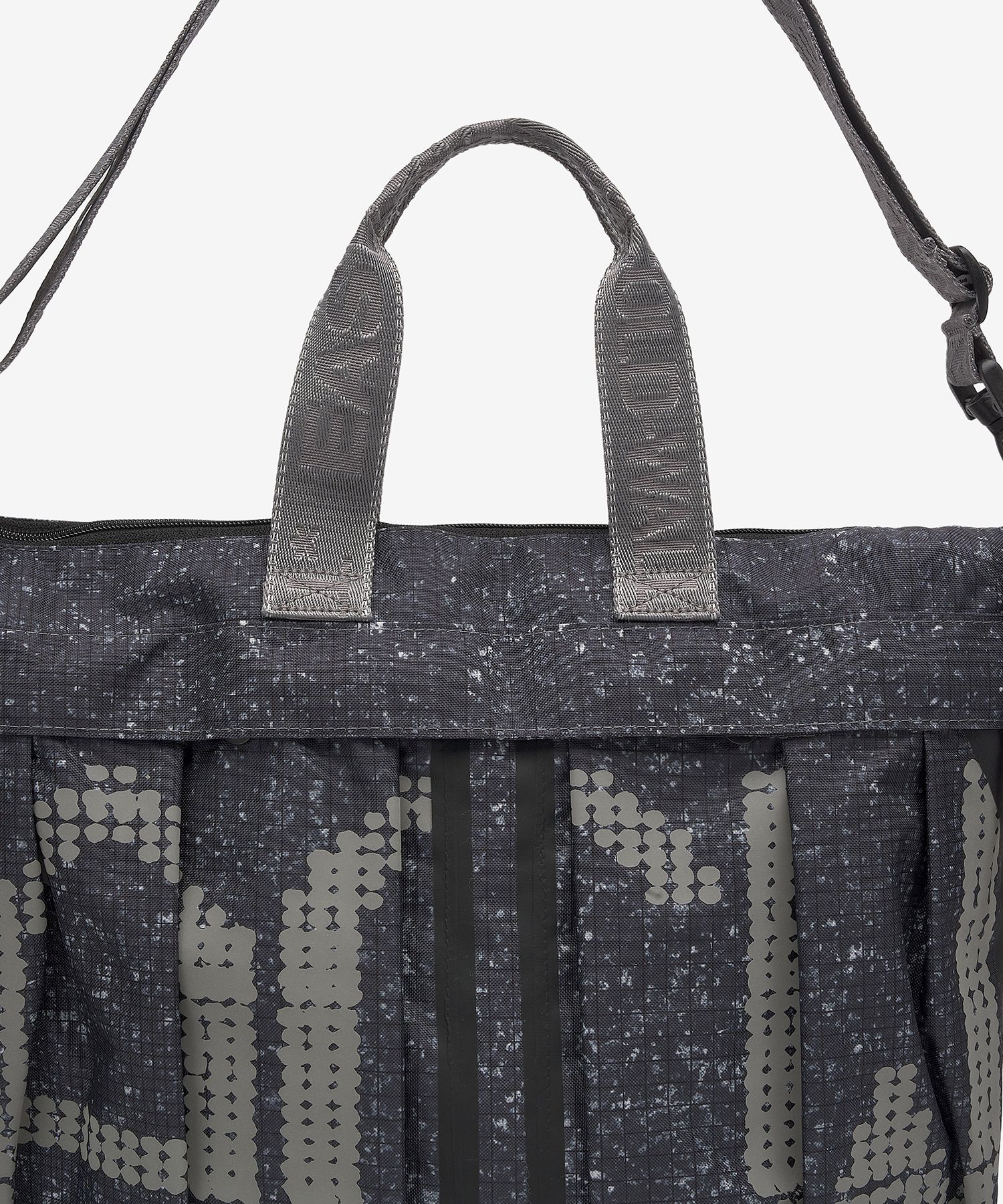★送料・関税込★A-COLD-WALL★X EASTPAK PRINT TOTE BAG MUSINSA | A COLD WALL [A COLD WALL x EASTPAK] Printed Tote
