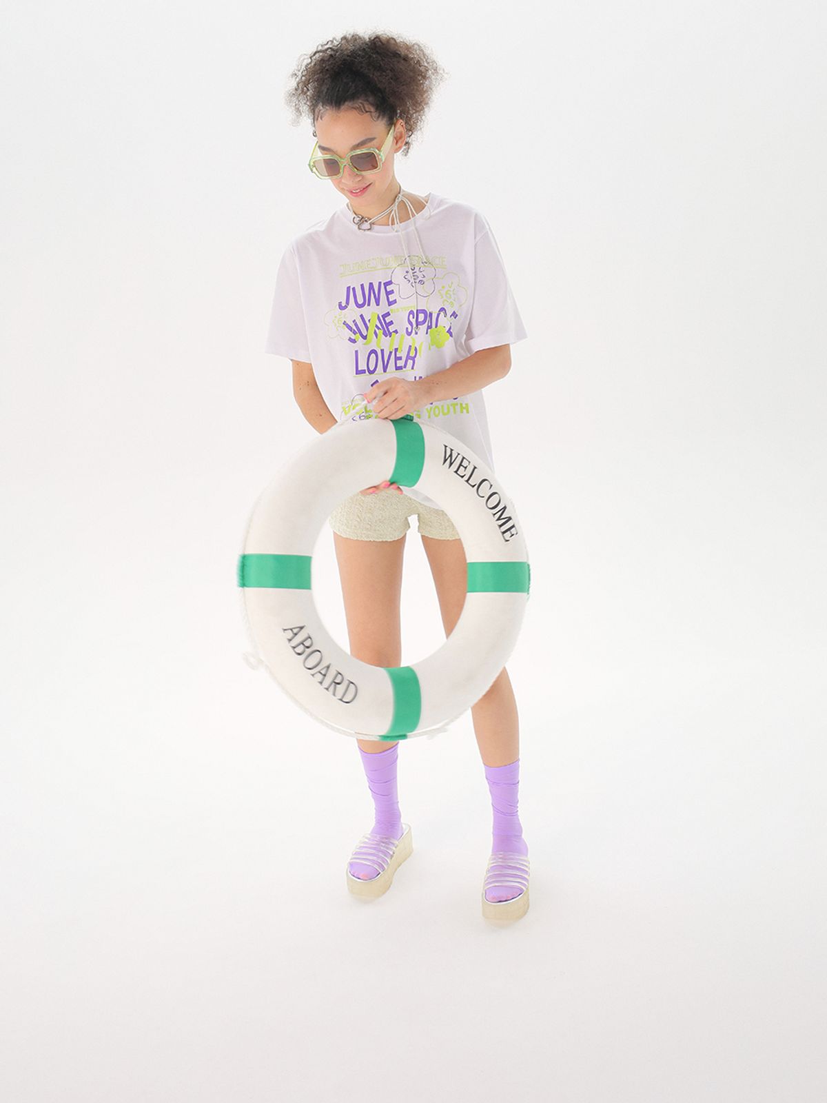 준준스페이스(JUNEJUNE SPACE) Lover Boxy T-shirts_White(러버 박시 티셔츠_화이트)