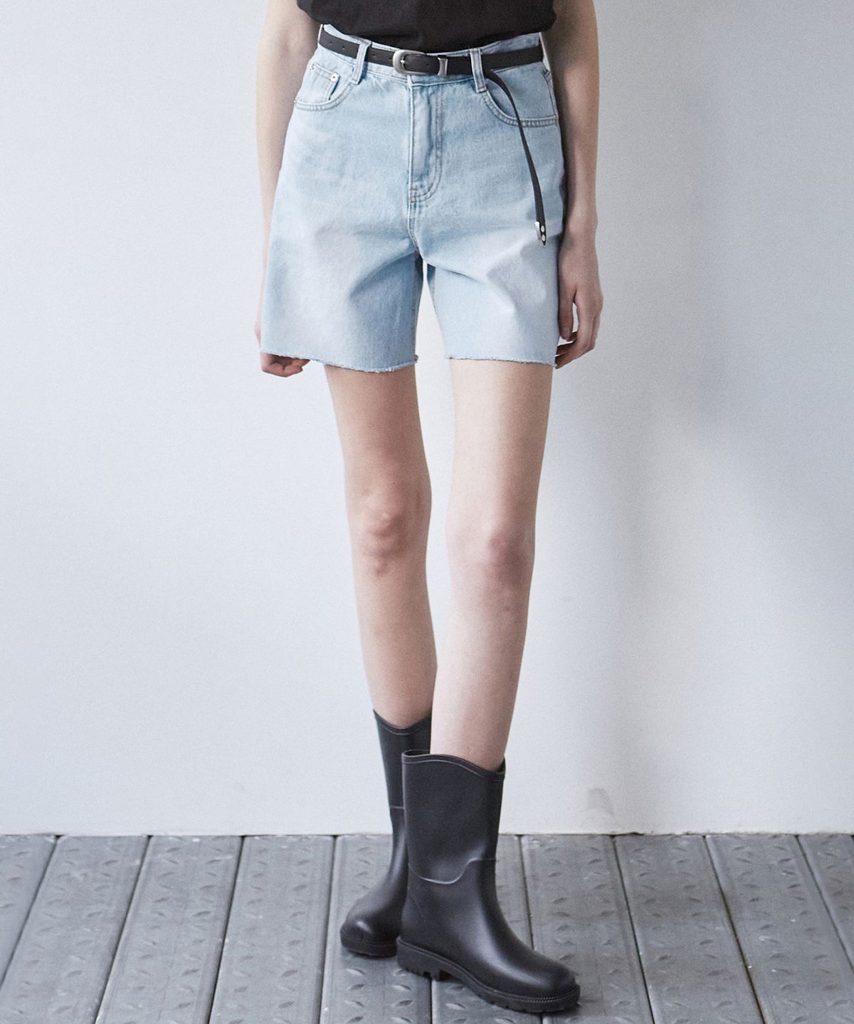 닉앤니콜(NICK&NICOLE) CUTTING DENIM HALF PANTS_LIGHT BLUE