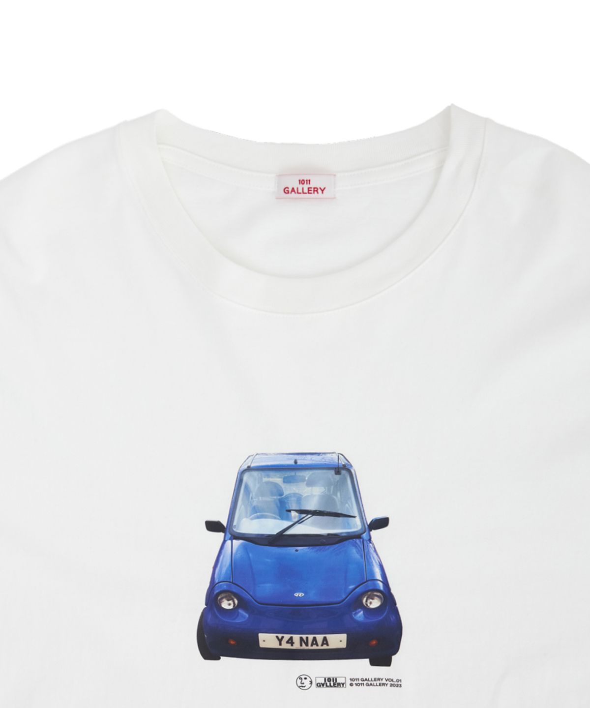 1011갤러리(1011 GALLERY) Gallery Blue Car T-shirt_White