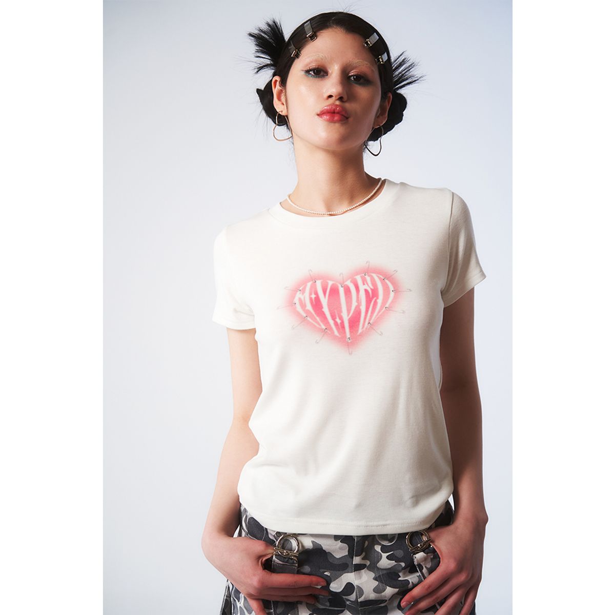 하투(HATU) HYPED HEART TEE WHITE