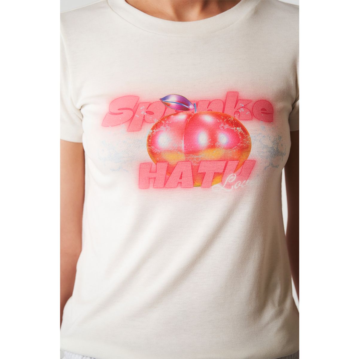 하투(HATU) SPANKE PEACH TEE WHITE