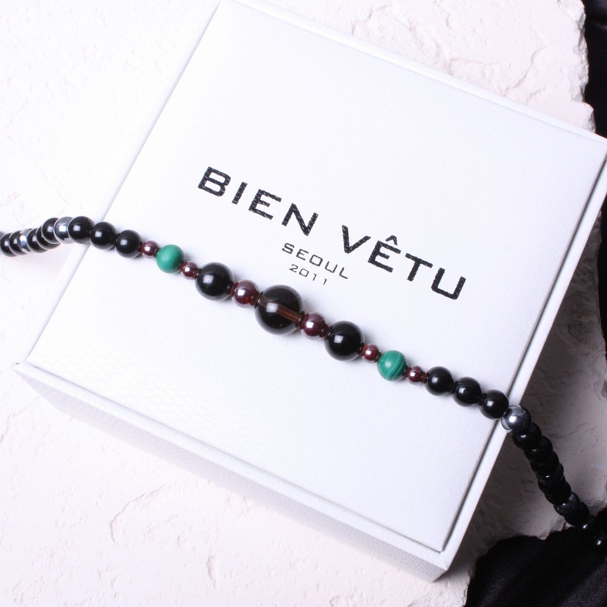 비엔베투(Bien Vetu) 삼재 부적 목걸이