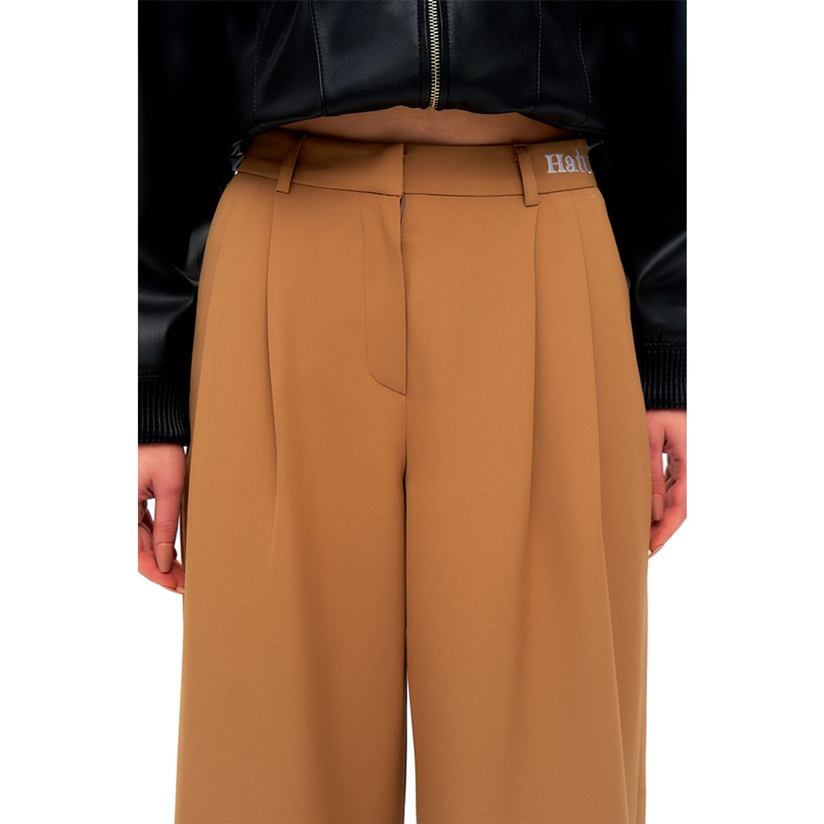 하투(HATU) WIDED FIT TROUSERS BEIGE
