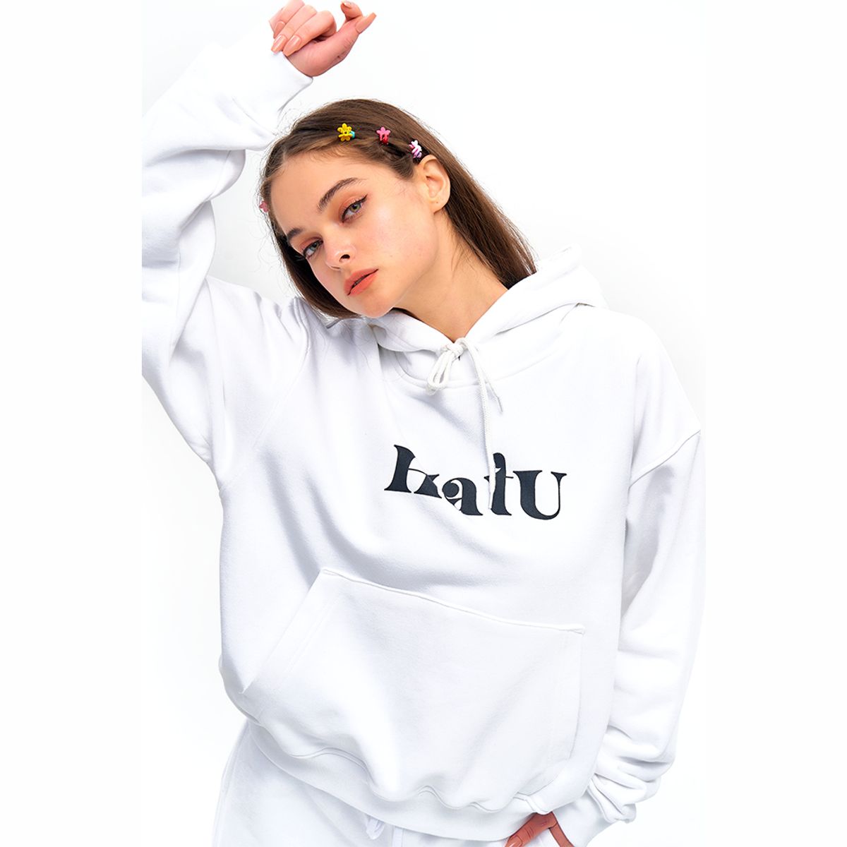 하투(HATU) ORIGINAL LOGO HOODIE WHITE