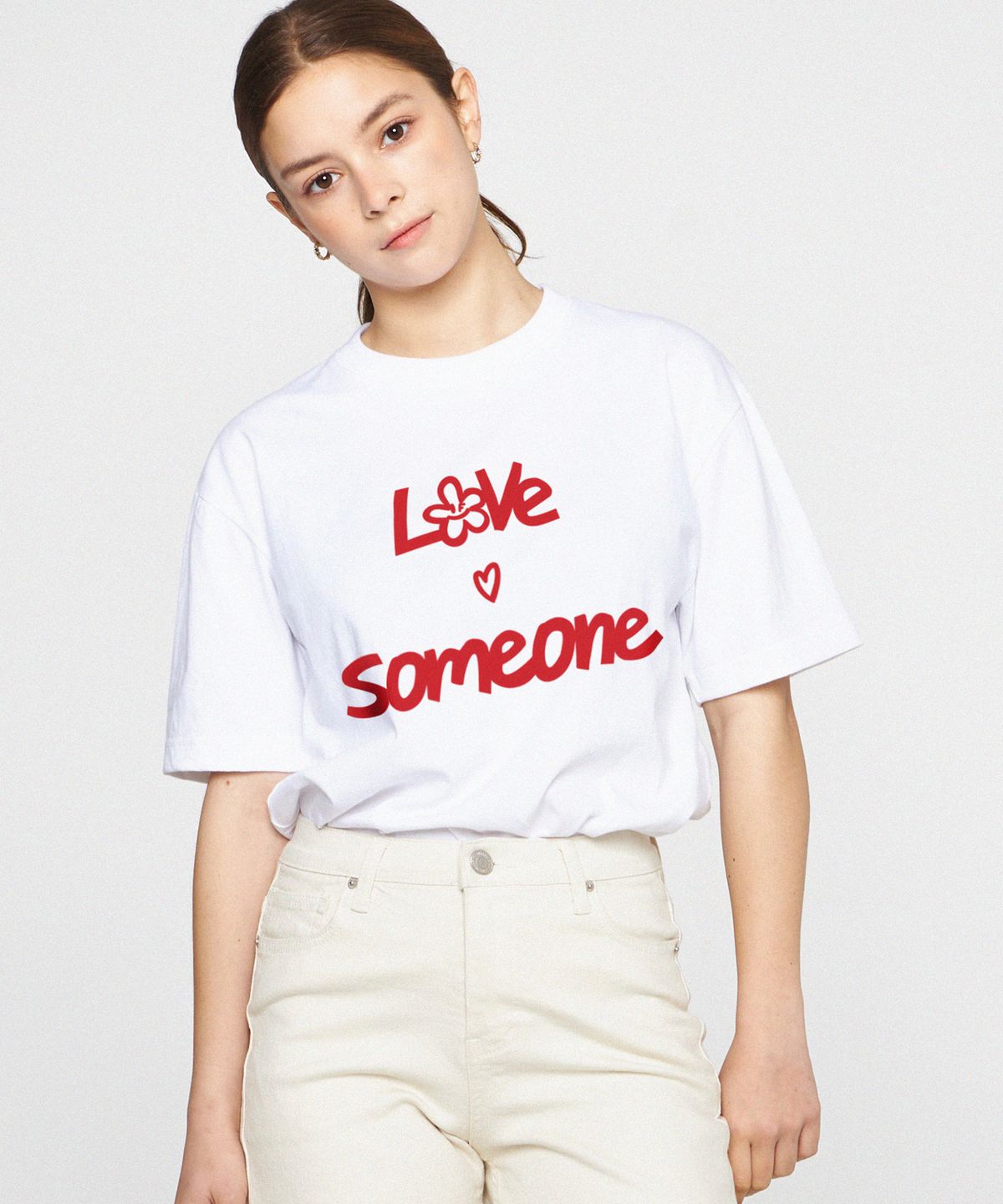 그레이버(GRAVER) [UNISEX]LOVE SOMEONE 반팔티_화이트/레드 로고
