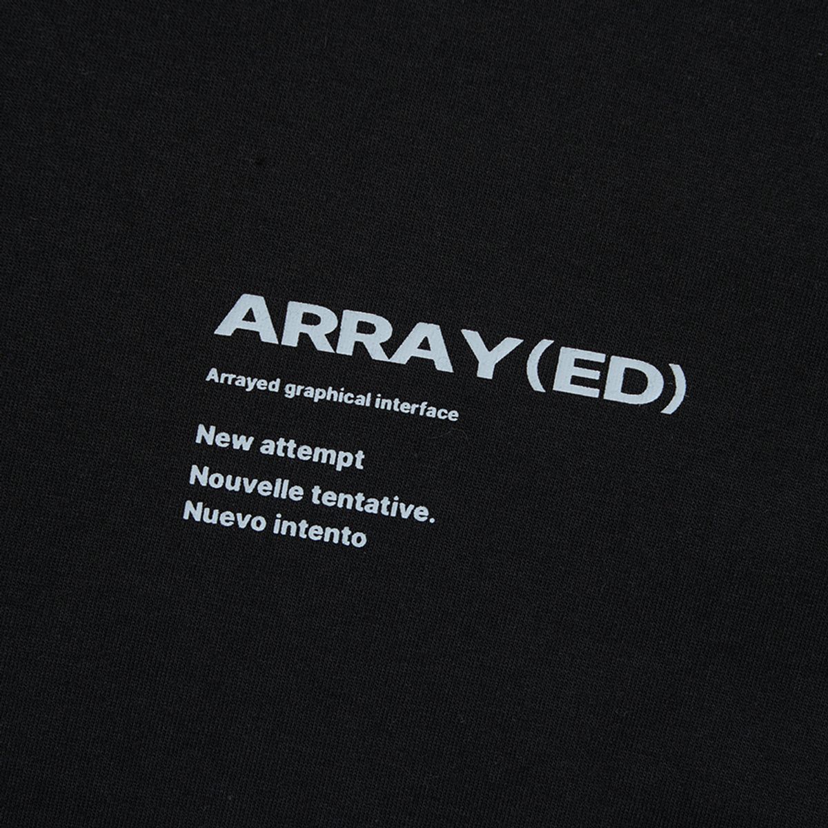 어레이드(ARRAYED) A.G.I 블루 그레이 큐브 티셔츠 [BLACK]