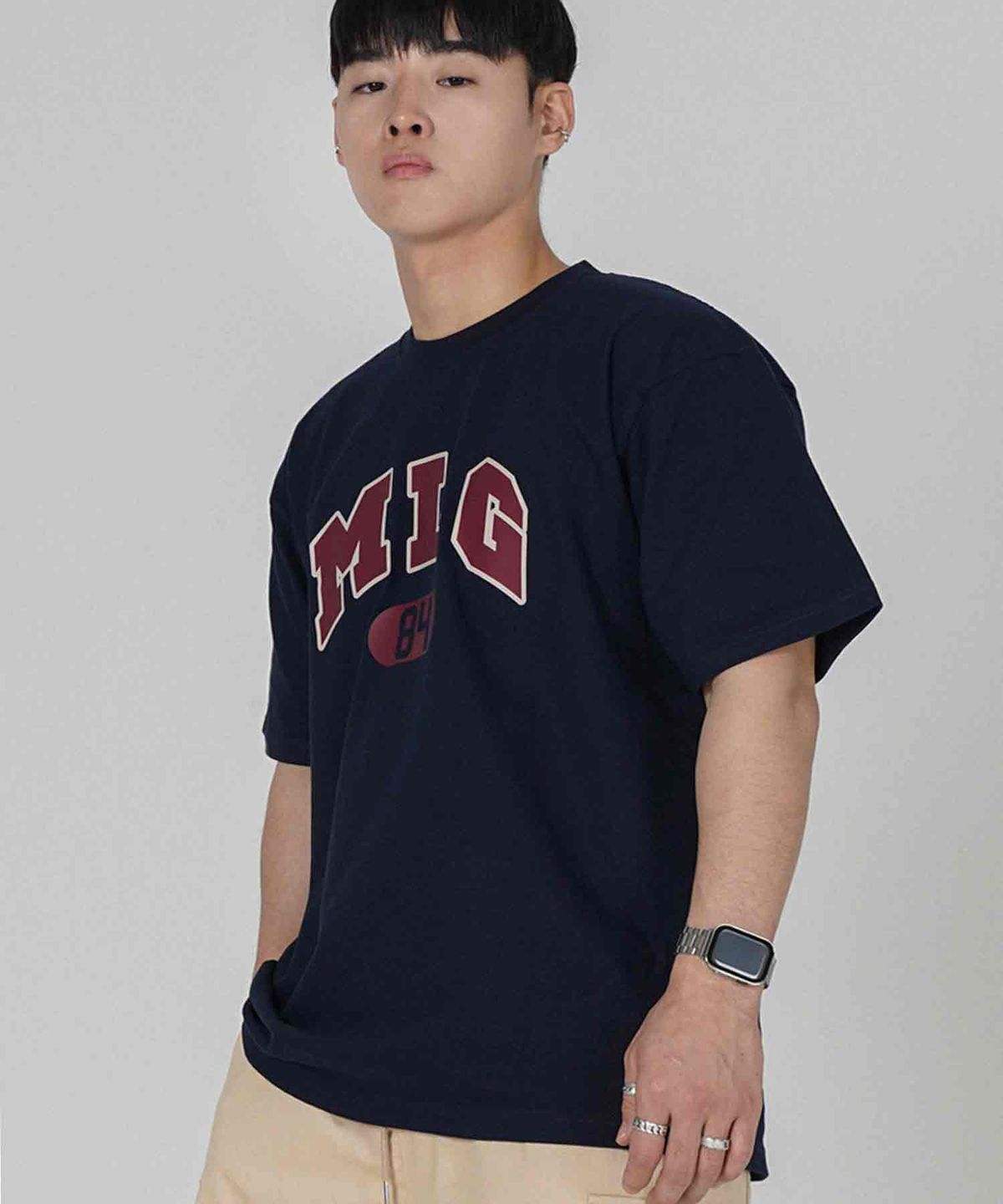 더마일(THEMILE) [리퍼브]MLG 84 GARMENTS CREW [NAVY]