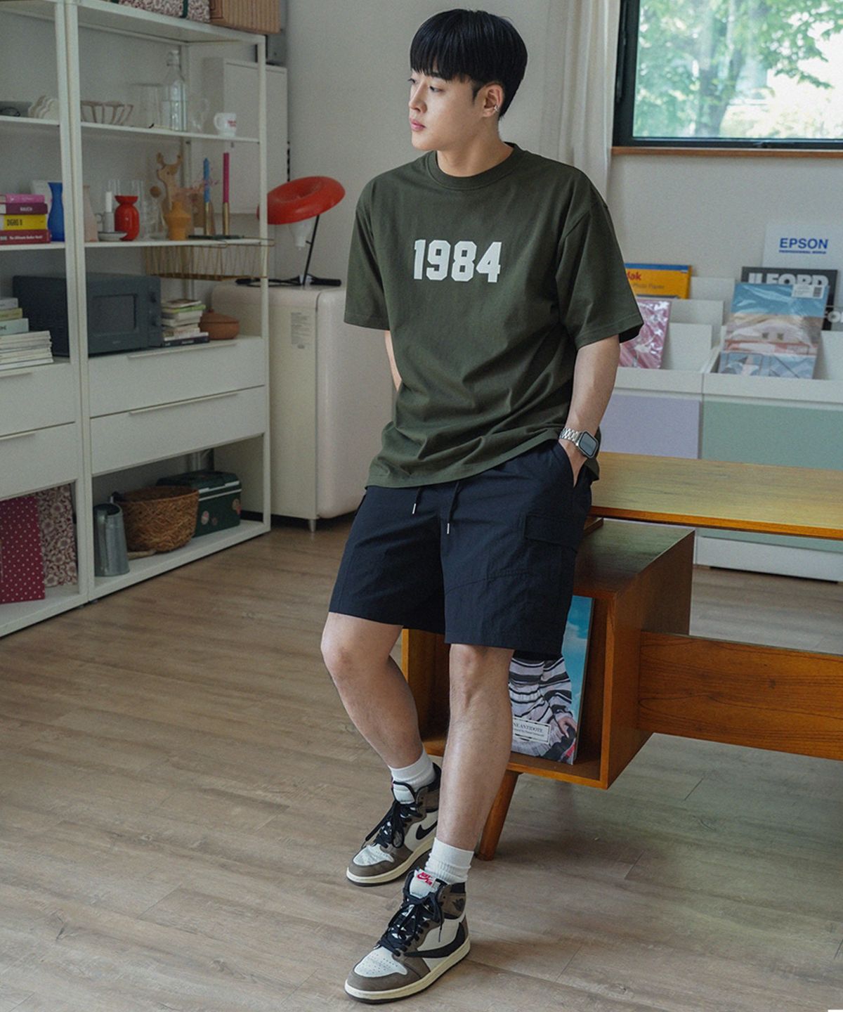 더마일(THEMILE) 1984 GARMENTS CREW [KHAKI]