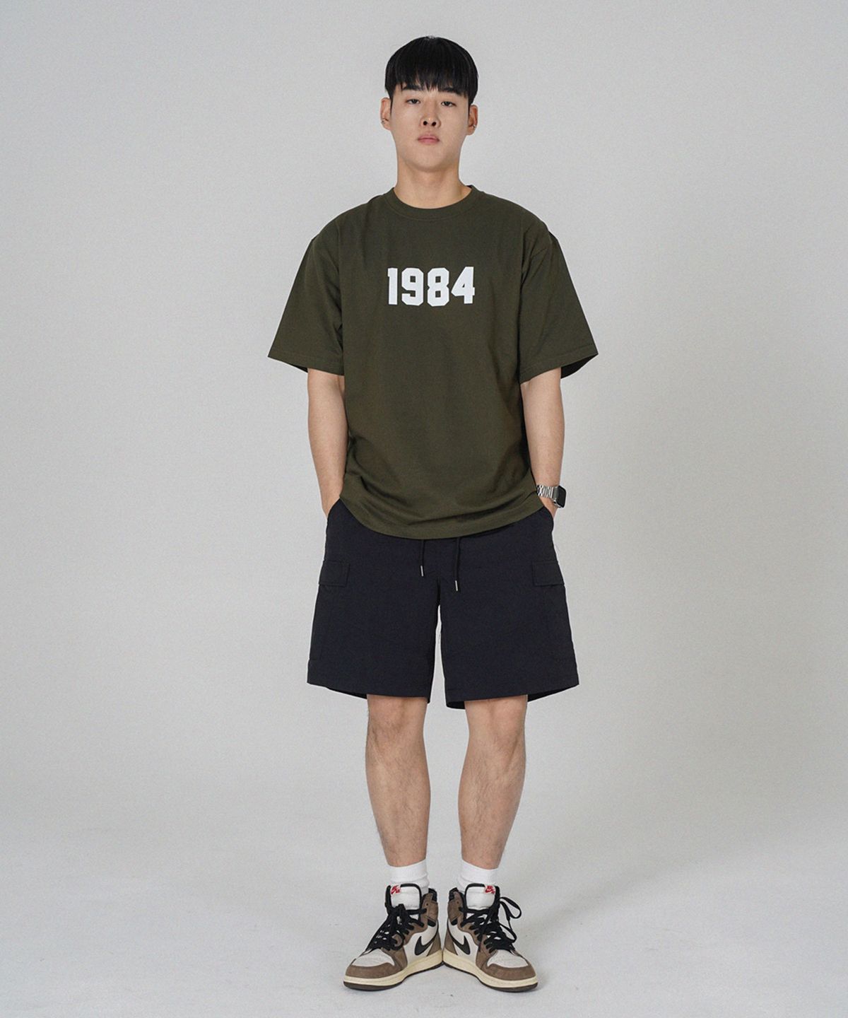 더마일(THEMILE) 1984 GARMENTS CREW [KHAKI]