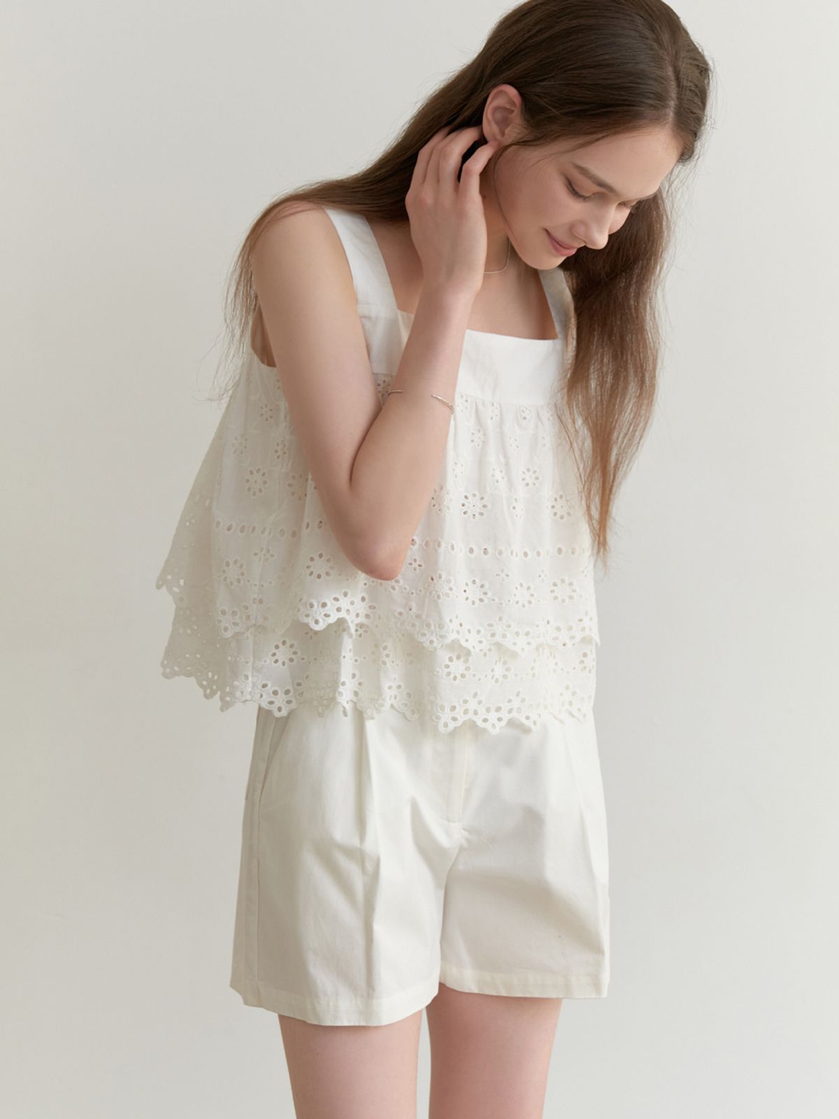 리엘(RE L) Trimming lace blouse (white)