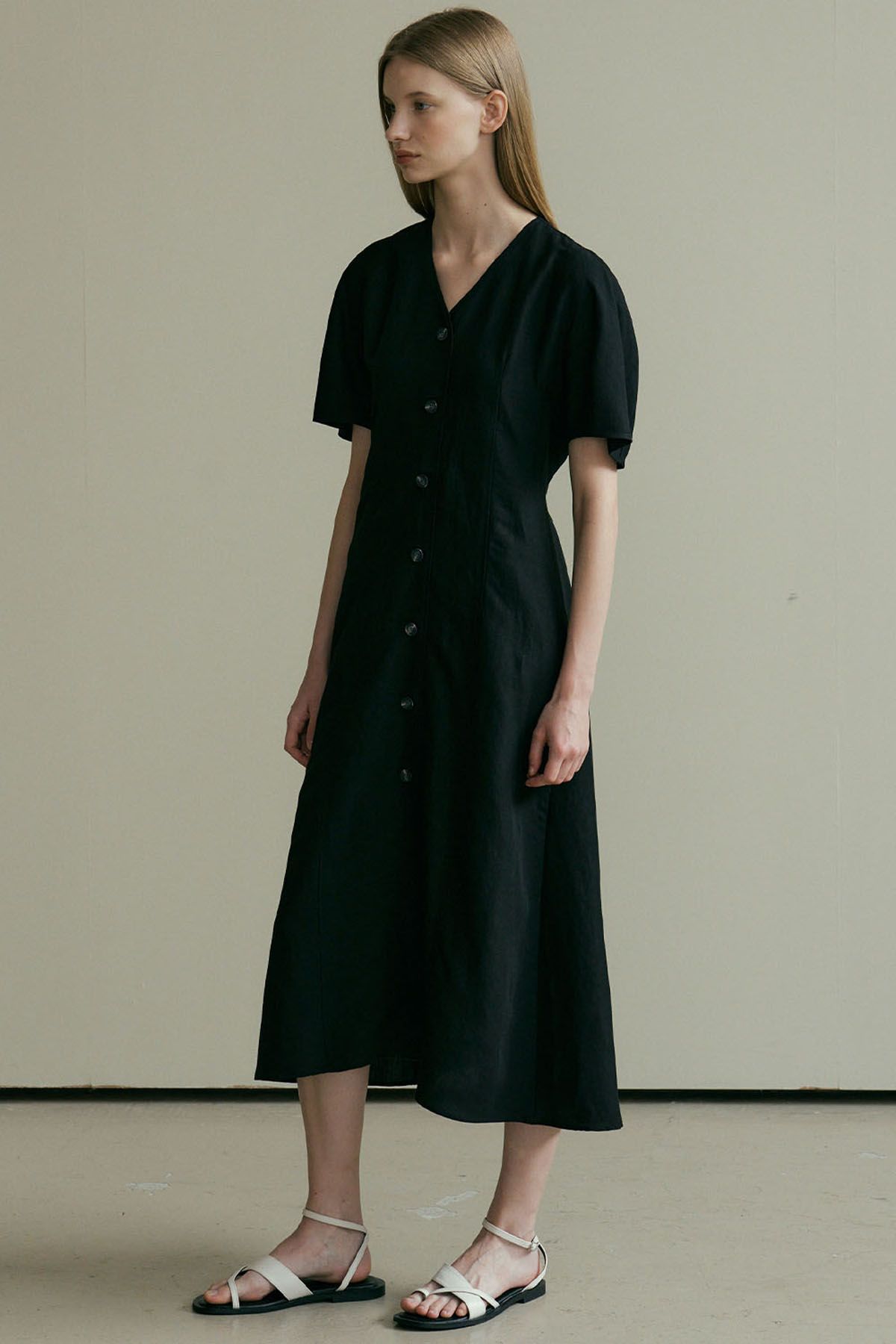 더페니(THE PENNY) LINEN VOLUME ONE PIECE