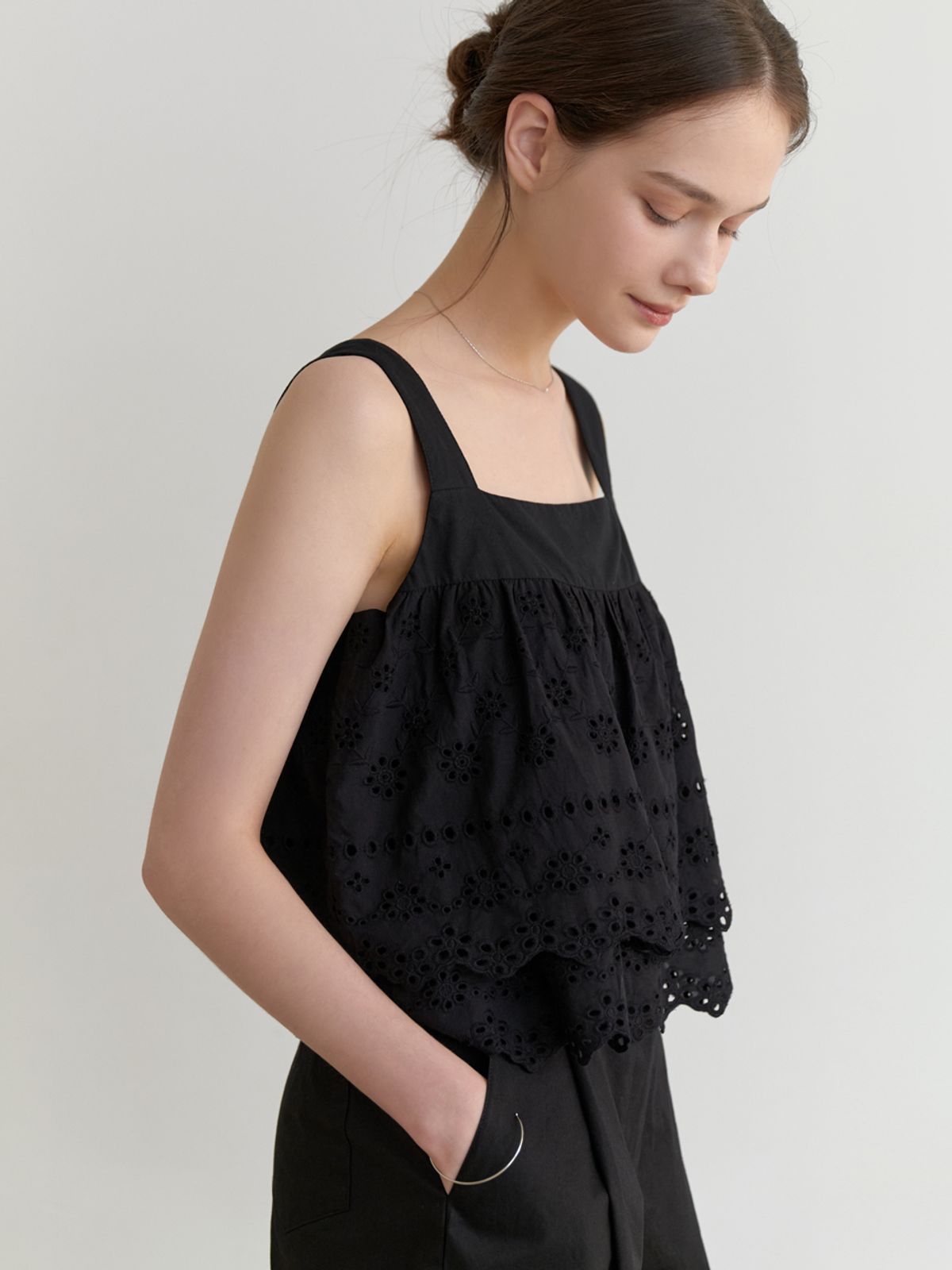 리엘(RE L) Trimming lace blouse (black)