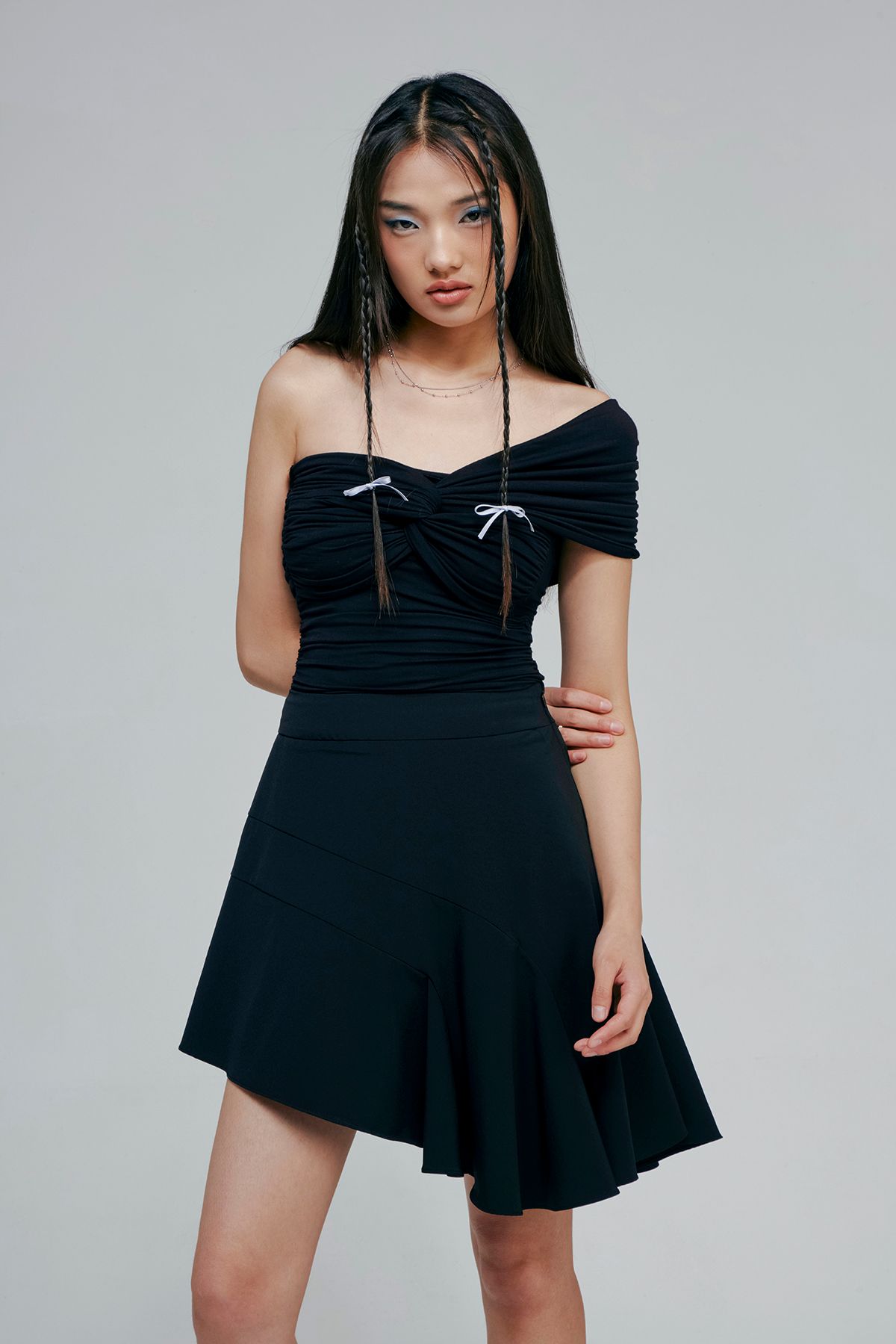카프리슈(CAPRICIEUX) Bella skirt_Black