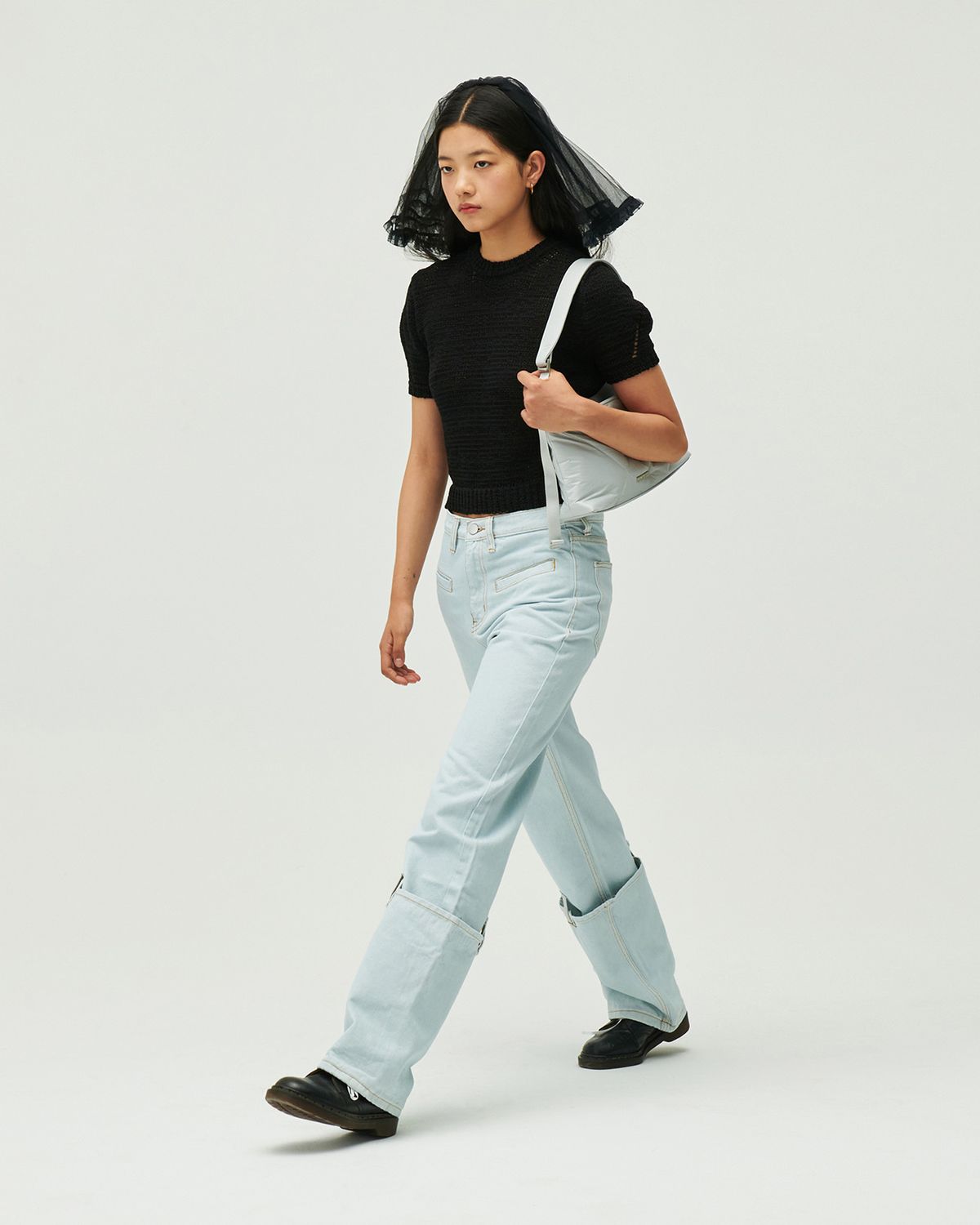 플리즈프로젝트(PLZPROJECT) BACK HOLE HALF KNIT, BLACK