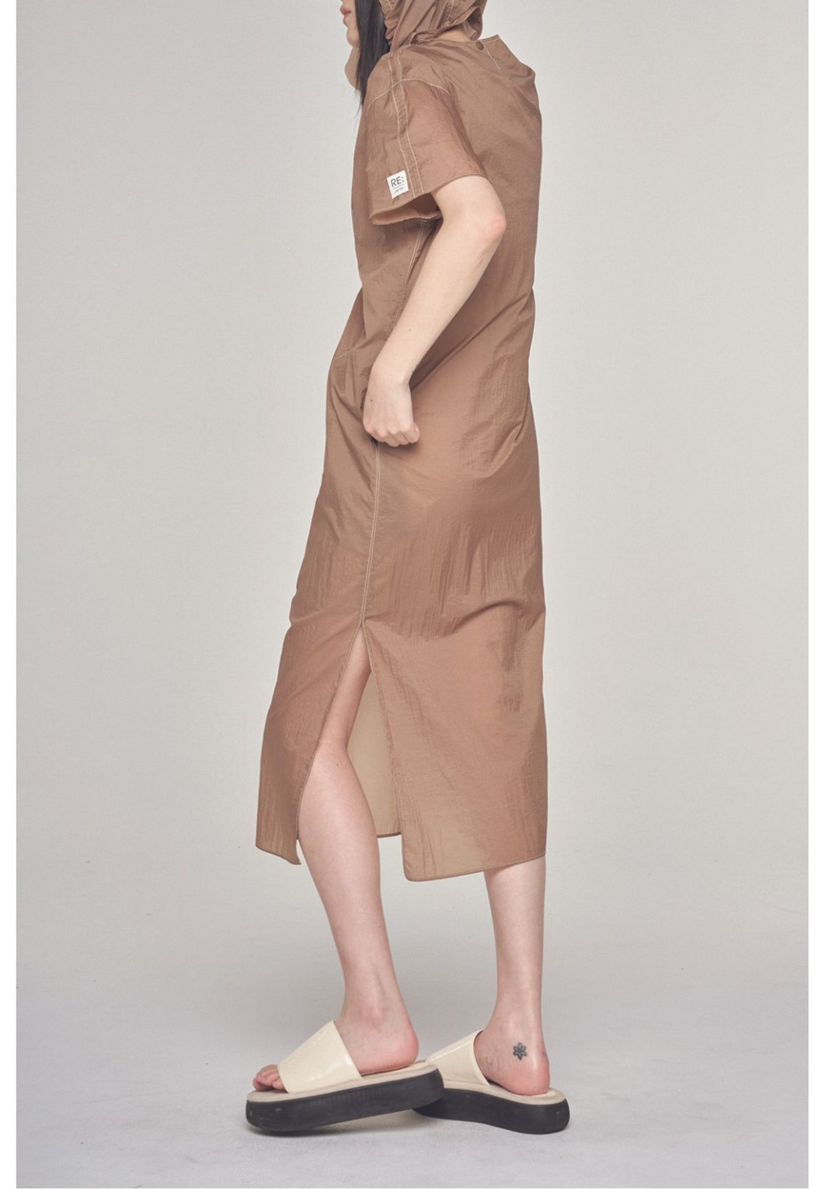 래코드(RECODE) Shirt Layering Strap Dress_RQDAM23561BEX