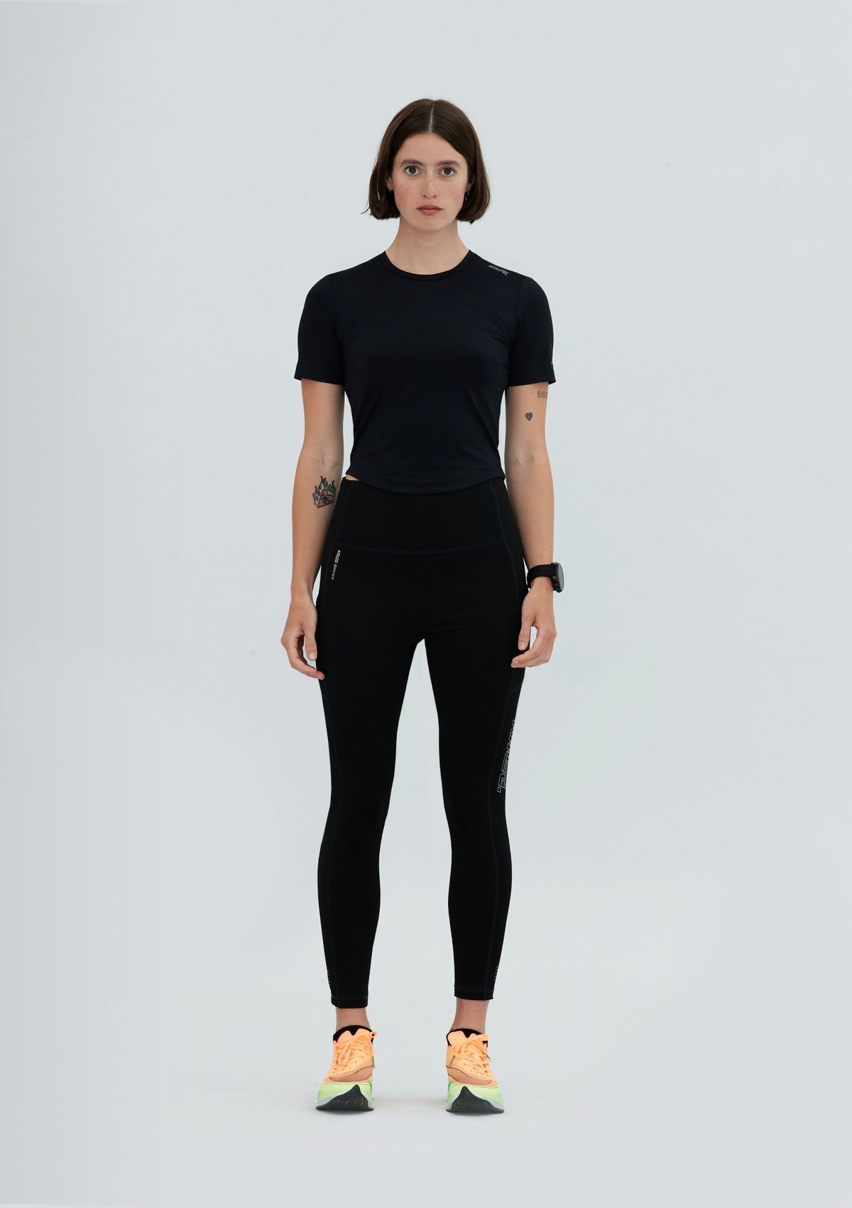 칼렉(KALEG) WOMENS BALANCE T SHIRTS/BLACK