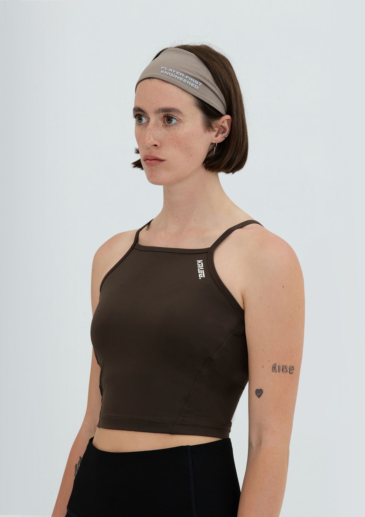 칼렉(KALEG) WOMENS BALANCE TANK TOP/DARK BROWN