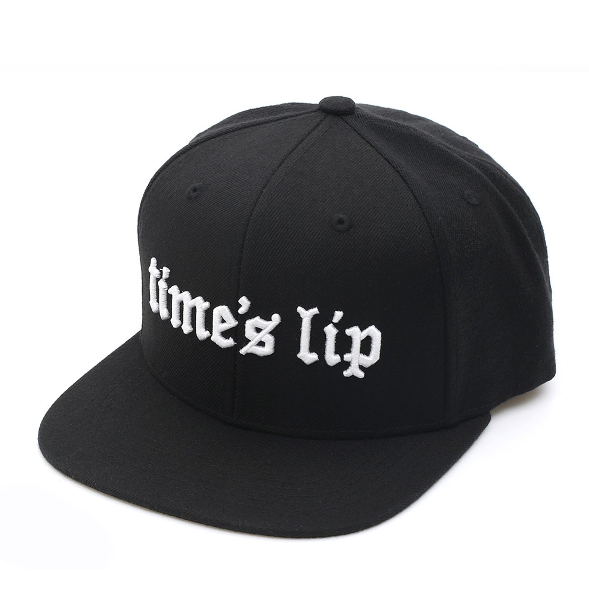 타임슬립(TIME SLIP) 로만 로고 스냅백 블랙 화이트 TPW07132