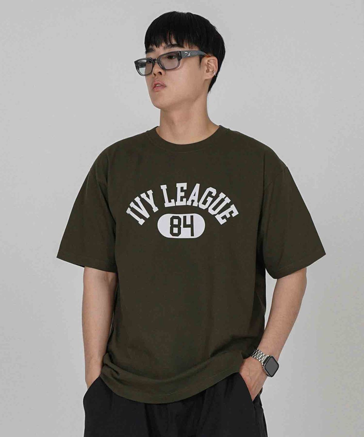 더마일(THEMILE) IVY LEAGUE GARMENTS CREW [KHAKI]