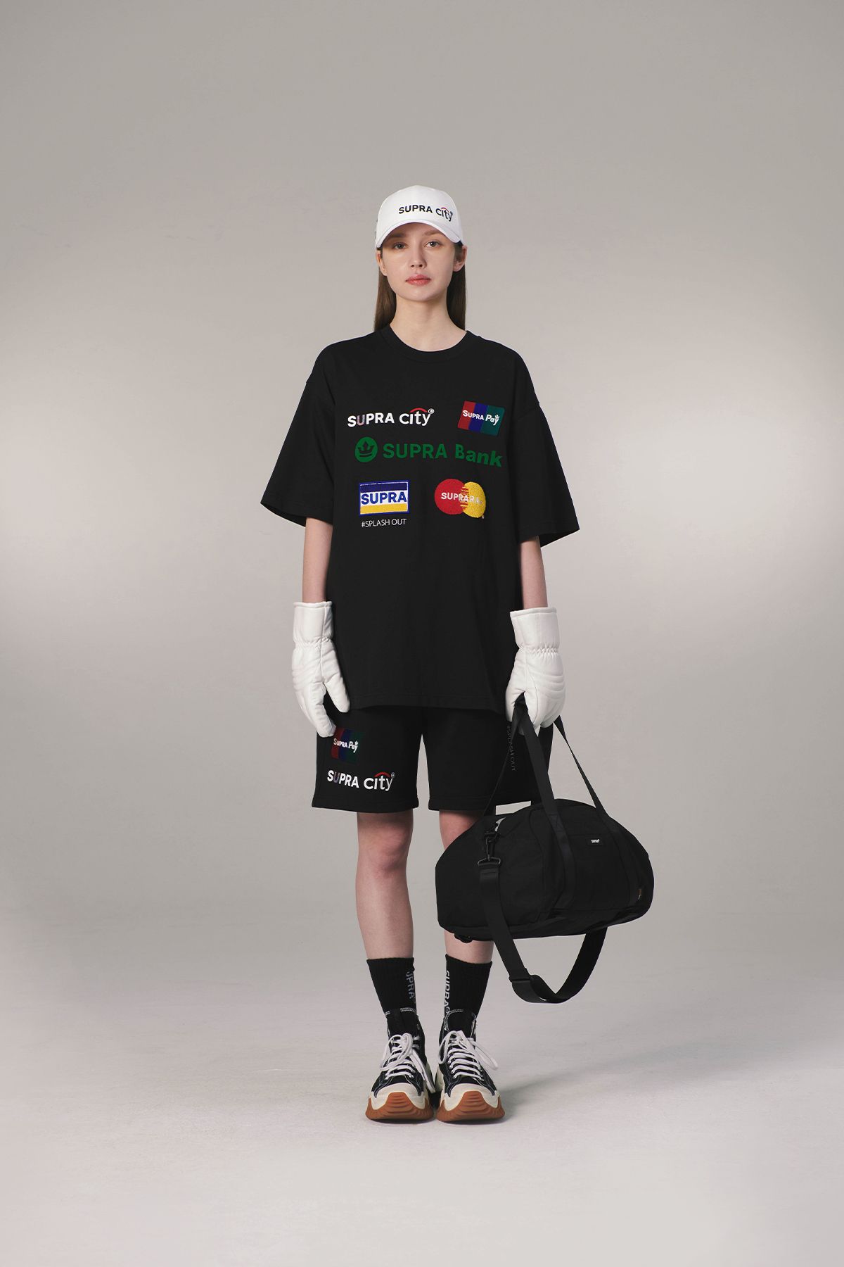 수프라(SUPRA) 로고 자수패치 반바지