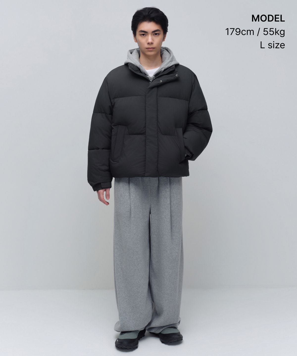 무신사 스탠다드(MUSINSA STANDARD) 데일리 푸퍼 숏 패딩 재킷 [다크 그레이]