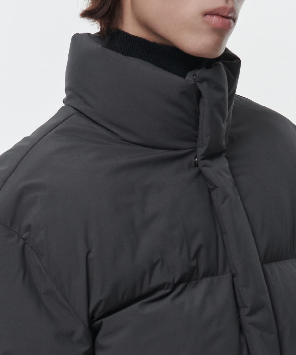 무신사 스탠다드(MUSINSA STANDARD) 데일리 푸퍼 숏 패딩 재킷 [딤 그레이]