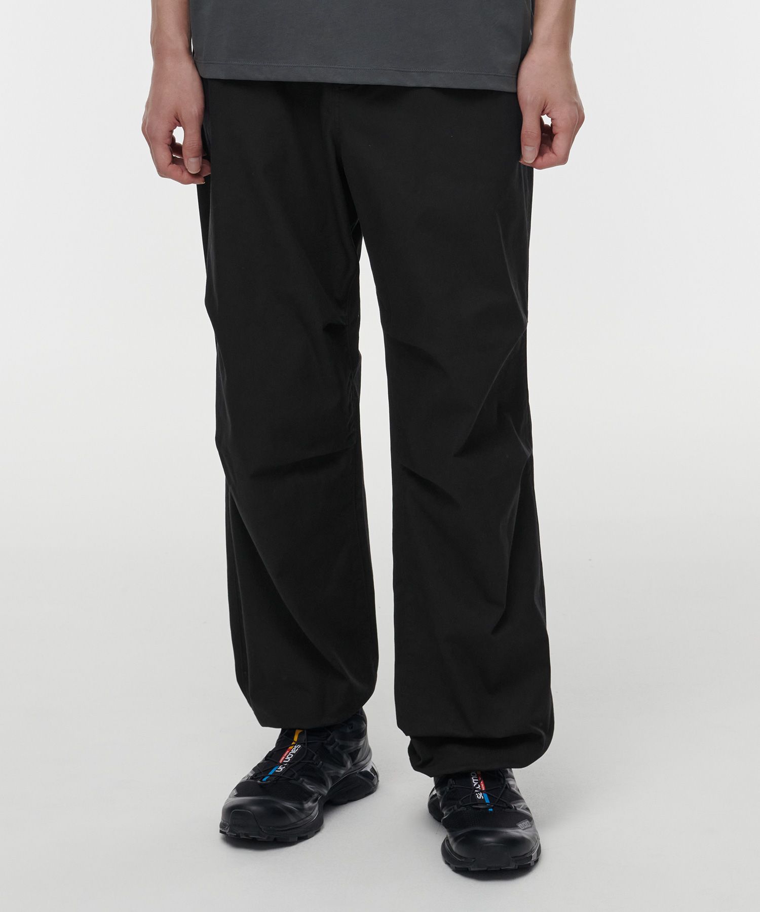 ●MUSINSA STANDARD● BRIGHT NYLON PARACHUTE PANTS MUSINSA | MUSINSA STANDARD WOMAN Women's Bright Nylon