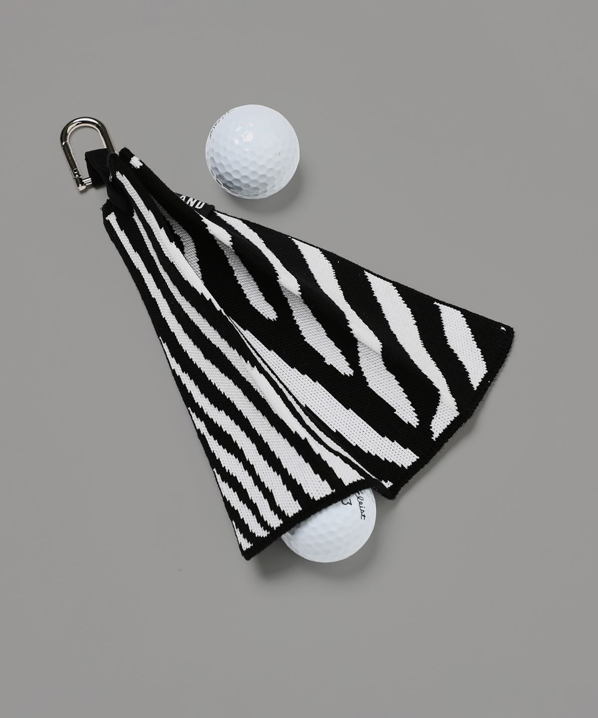 앤드 골프(AND GOLF) Pleats Ball Towel Zebra White