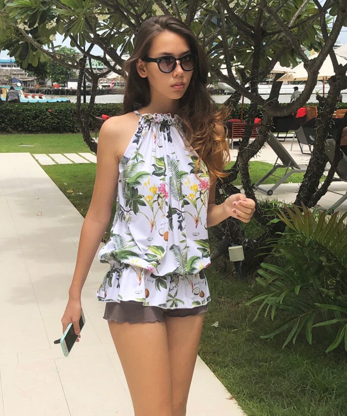 블란다(VLANDA) ROMANTIC HOLIDAY & HIGH SHORT SET[상의&반바지 세트]