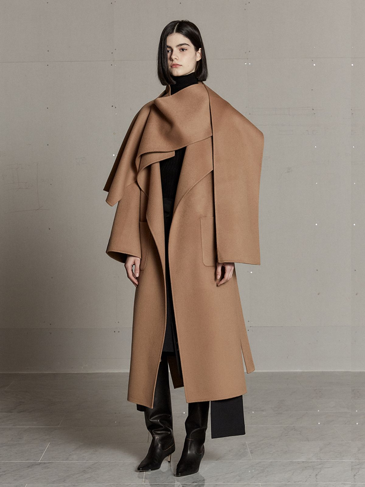 뮤제(MUSEE) LUNDI Merino Wool Unbalance Shawl Collar Handmade Coat-Camel