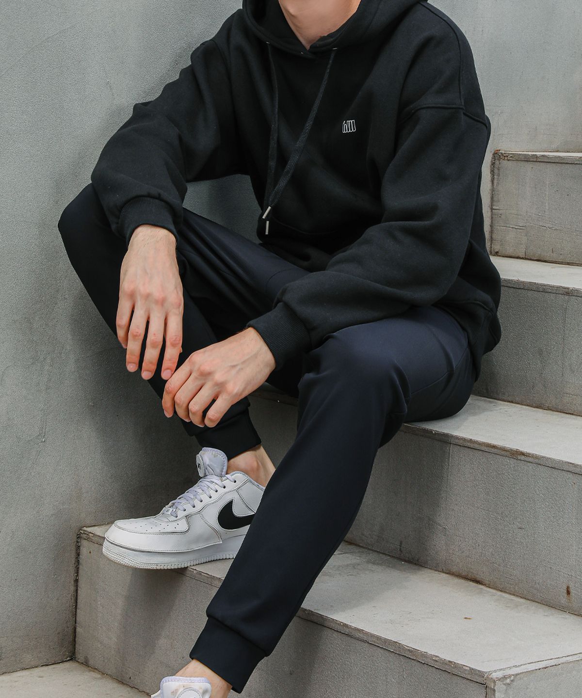 블랙몬스터핏(BLACK MONSTER FIT) [쿨링/기모] 트리코트 러닝 운동 조거 팬츠 (2 color)