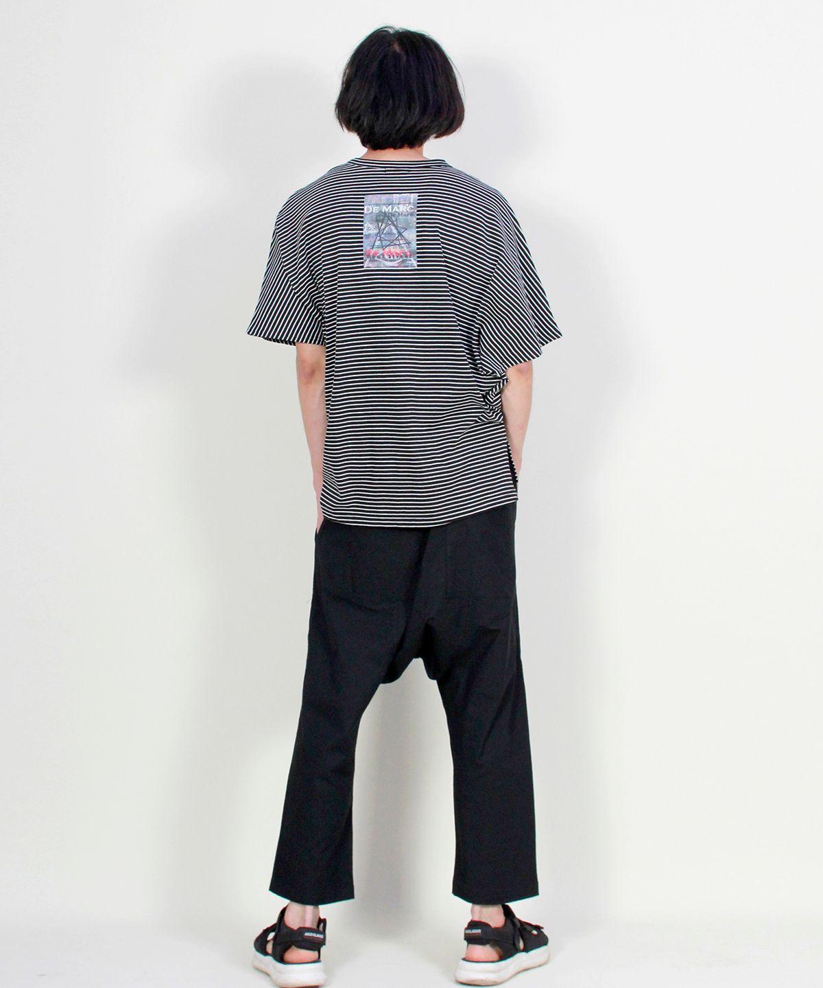 드마크(DEMARC) 린넨 무지 리얼 배기핏 팬츠 블랙