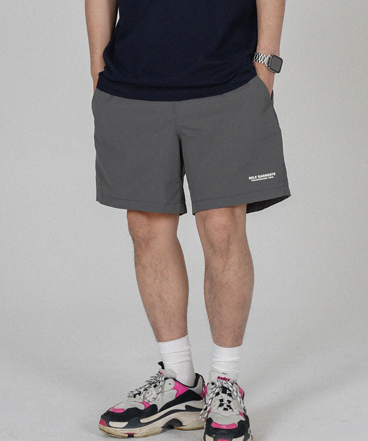 더마일(THEMILE) Summer Signature  Nylon Pants [D.GERY]